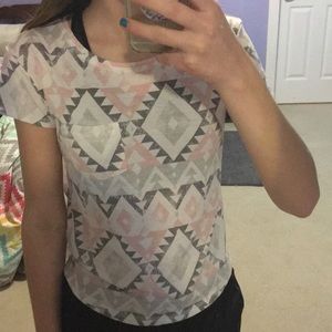 Aeropostale short sleeve shirt with design